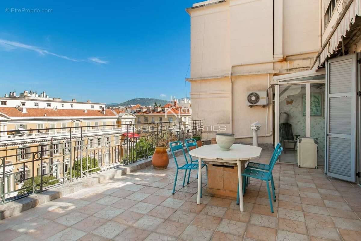 Appartement à NICE