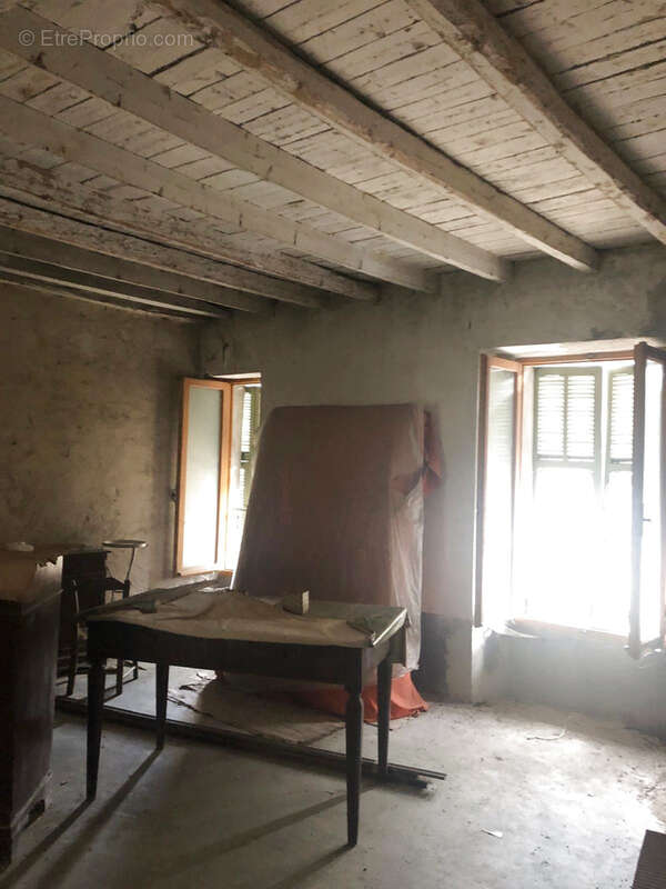 Appartement à TENDE