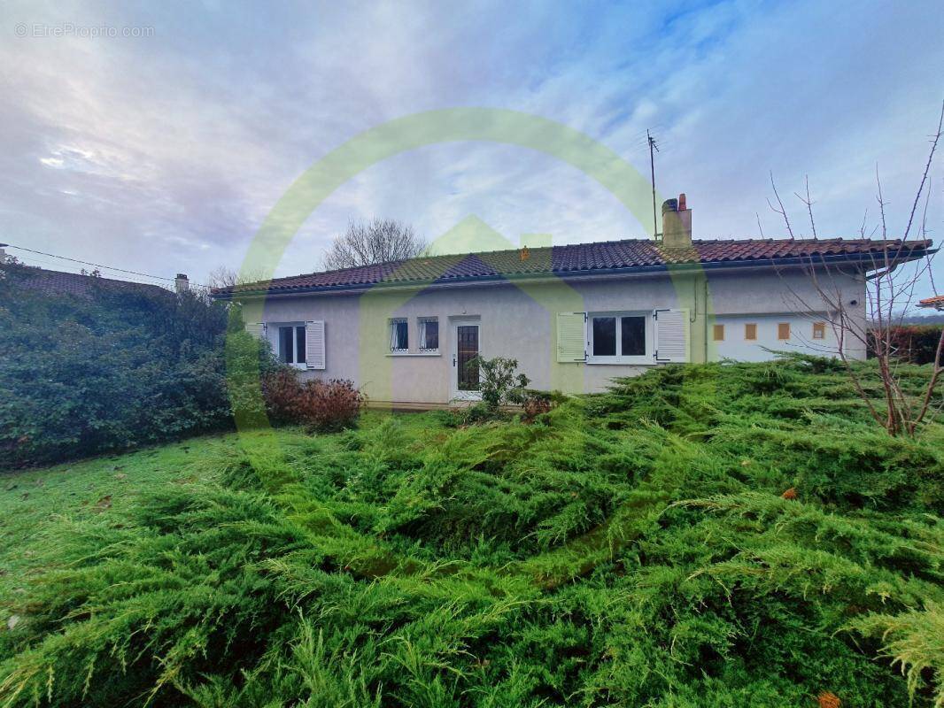 Maison à SAINT-SULPICE-ET-CAMEYRAC