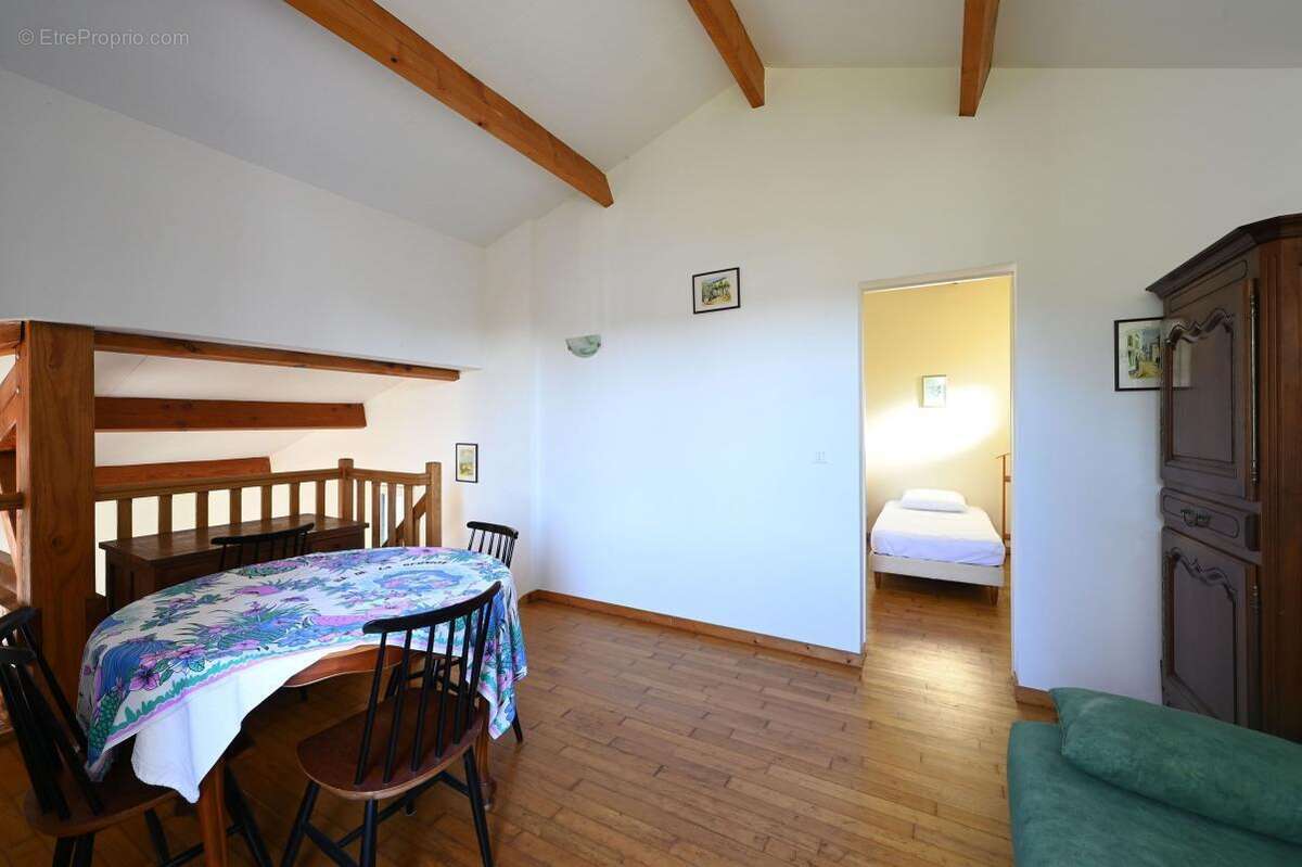 Maison très bien située proche centre village des Portes en Ré - photo 12