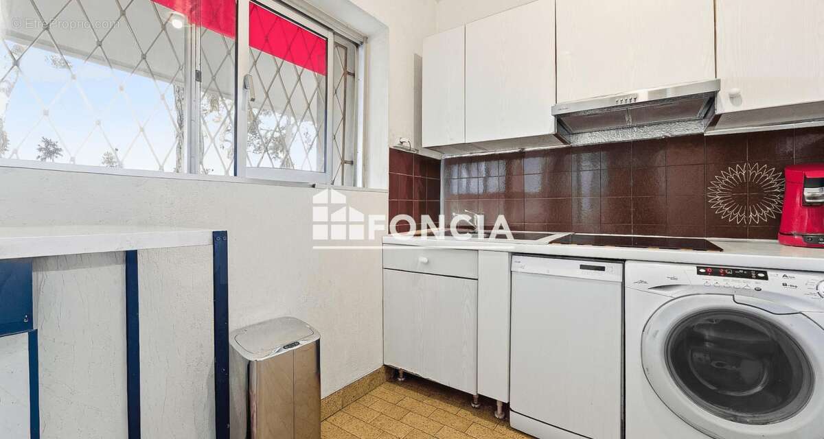 Appartement à VILLENEUVE-LOUBET
