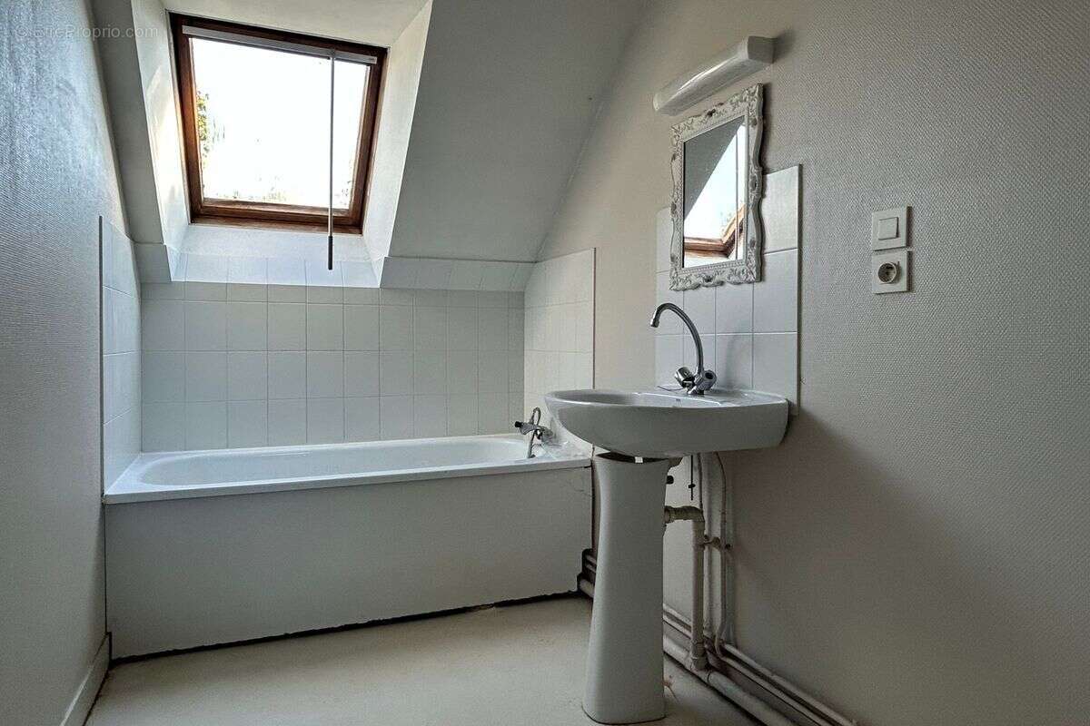 Maison à BLENEAU