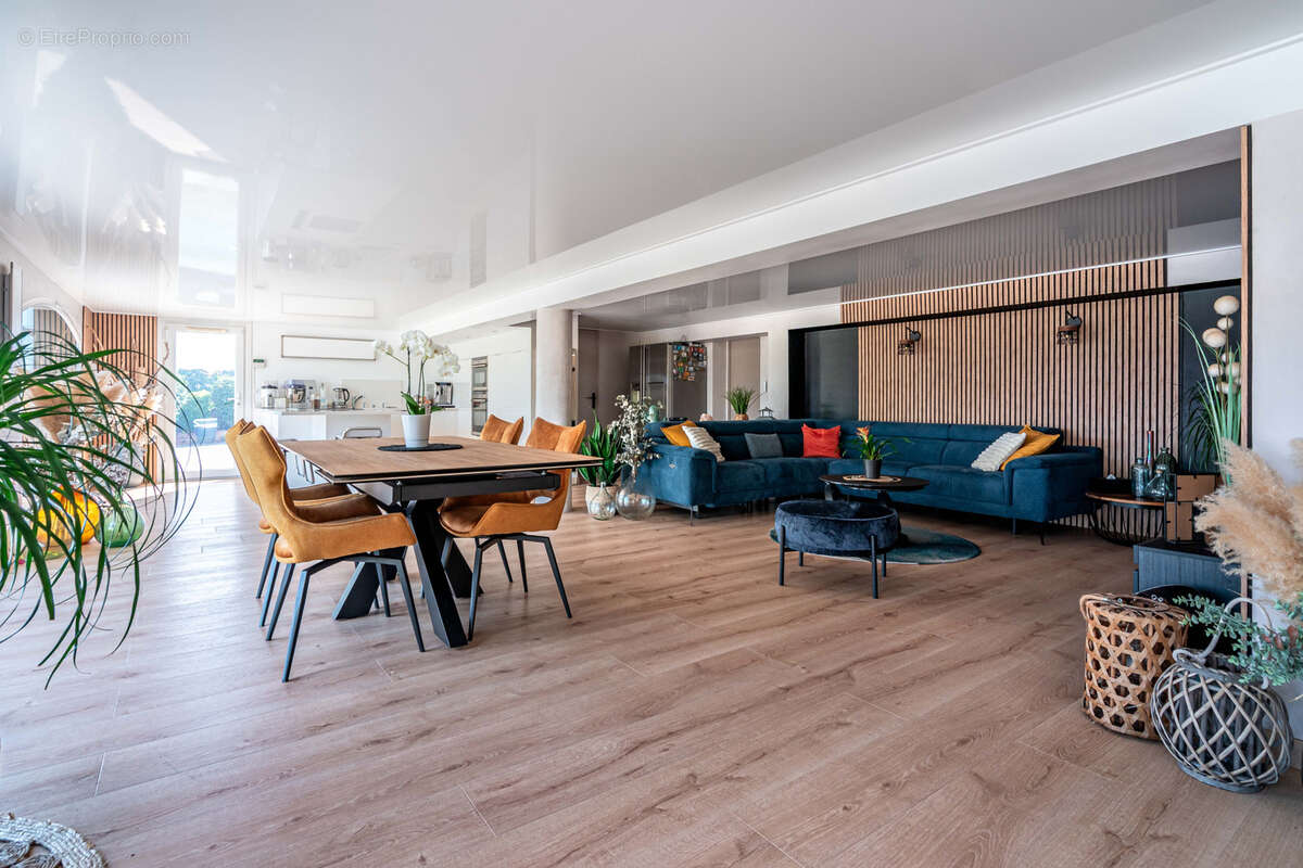 Maison à SAINT-MARTIN-LA-PLAINE