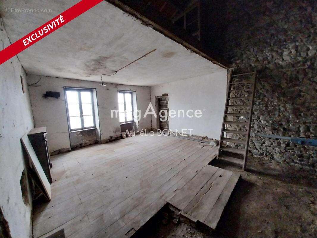 Maison à SALLEDES