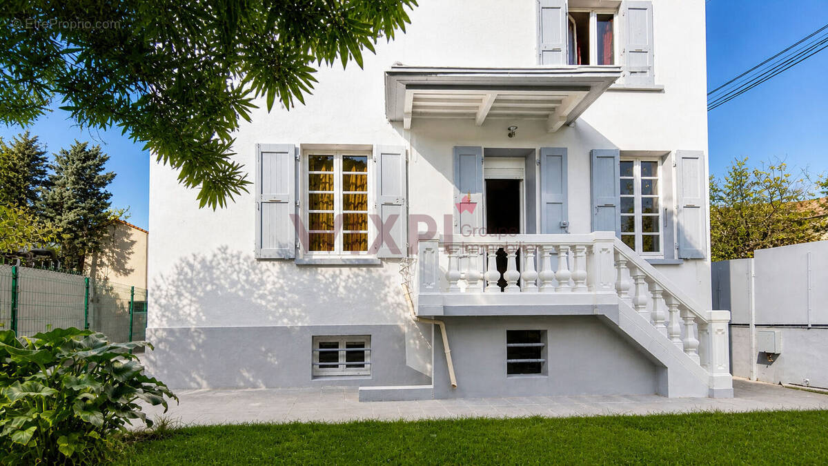 Maison à ROMANS-SUR-ISERE