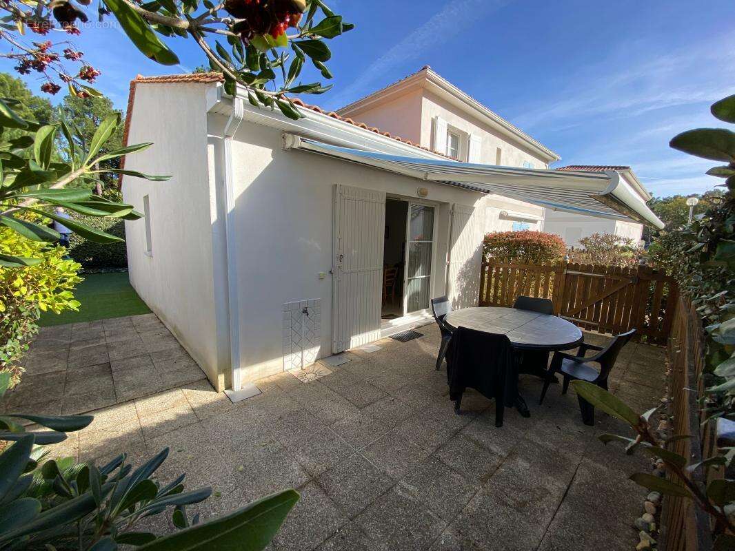 Maison à LES MATHES