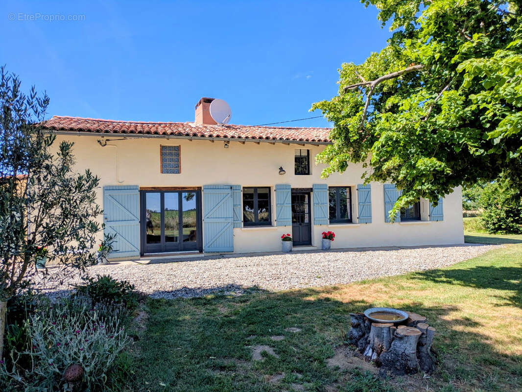 Maison à SAINT-CEZERT
