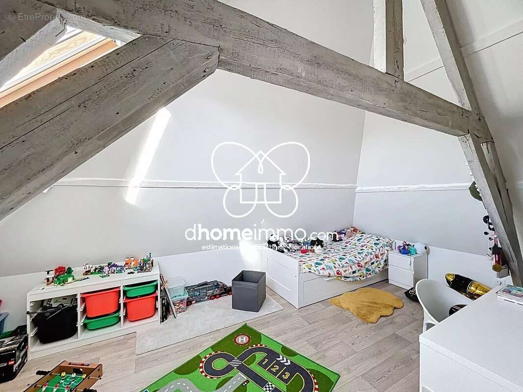 Maison à RAIMBEAUCOURT