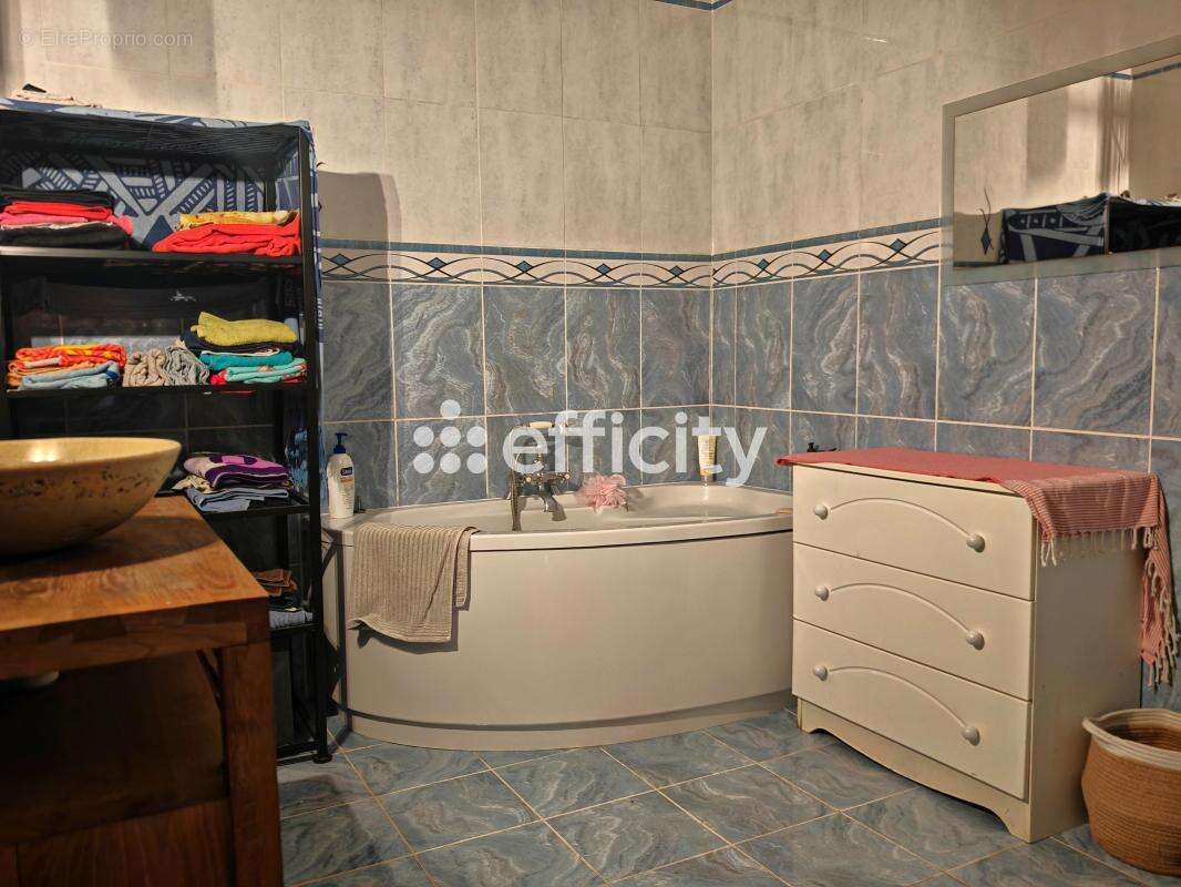 Maison à CORBERE-LES-CABANES