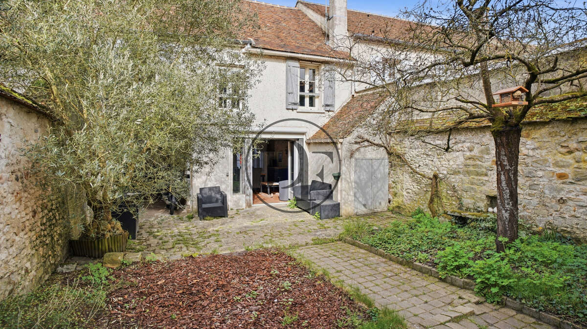 Maison à VILLIERS-SOUS-GREZ