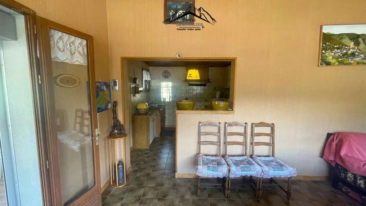 Maison 4 faces en pierre avec jardin - AYGUATÉBIA-TALAU - photo 29