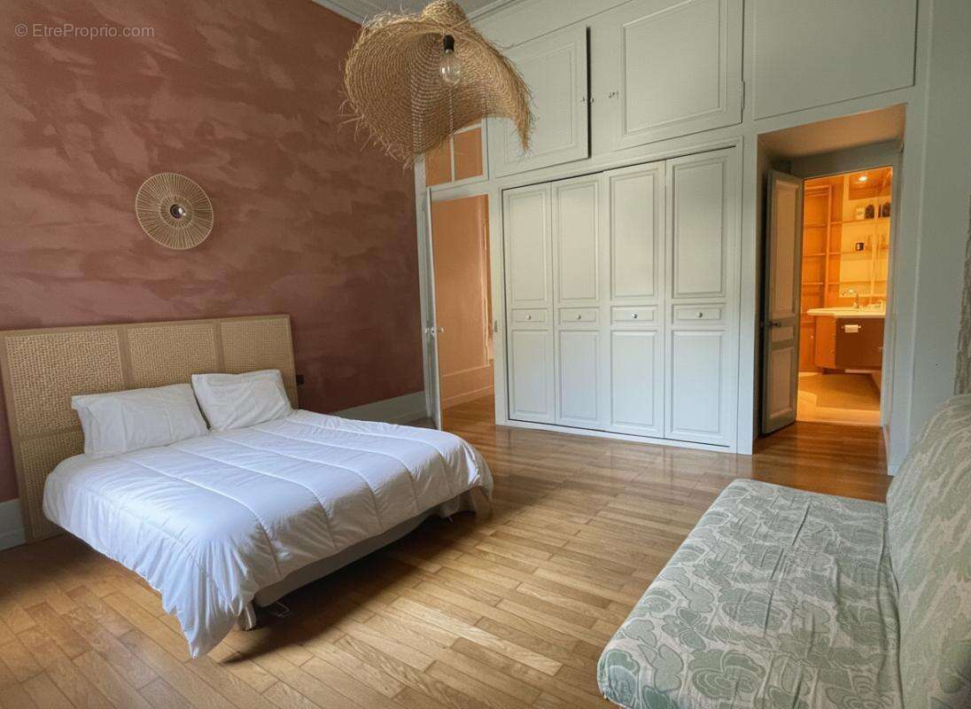 Appartement à SALINS-LES-BAINS