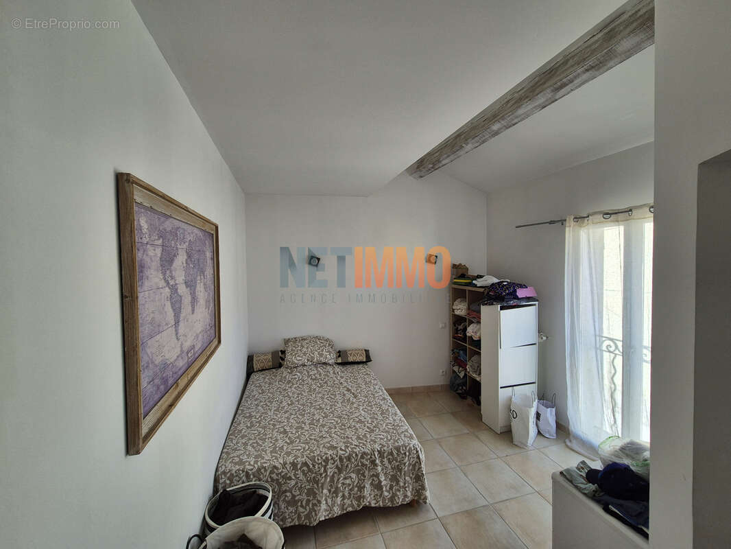 Maison à SAINT-LAURENT-D'AIGOUZE