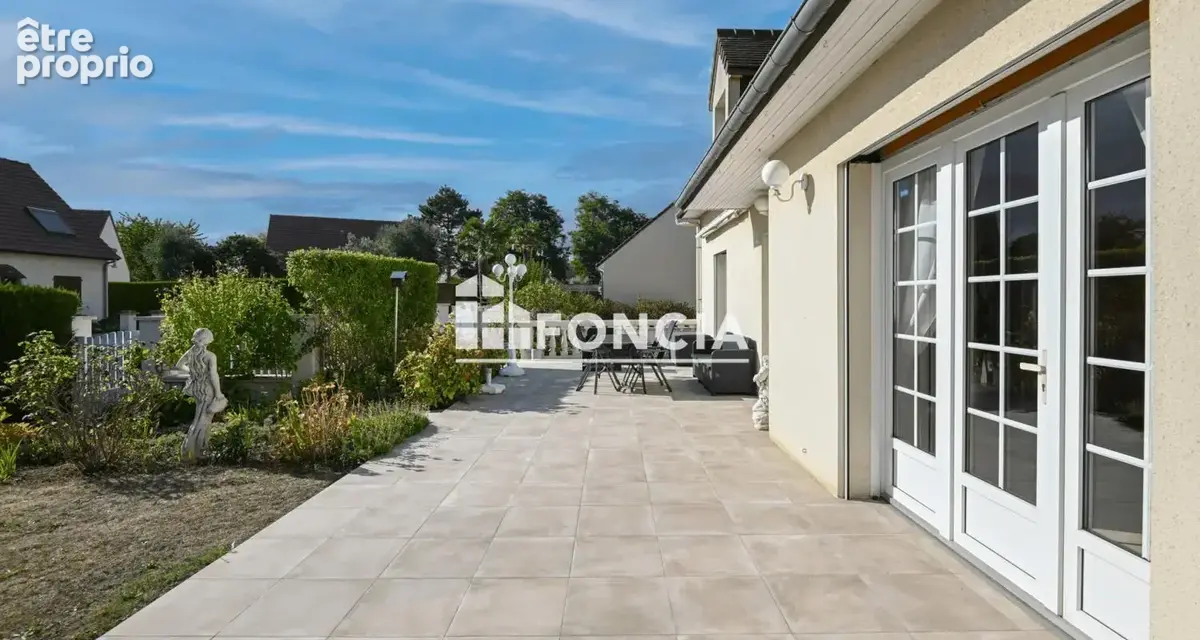 Maison de bonne construction au calme - 4 chambres - sous/sol complet - photo 2