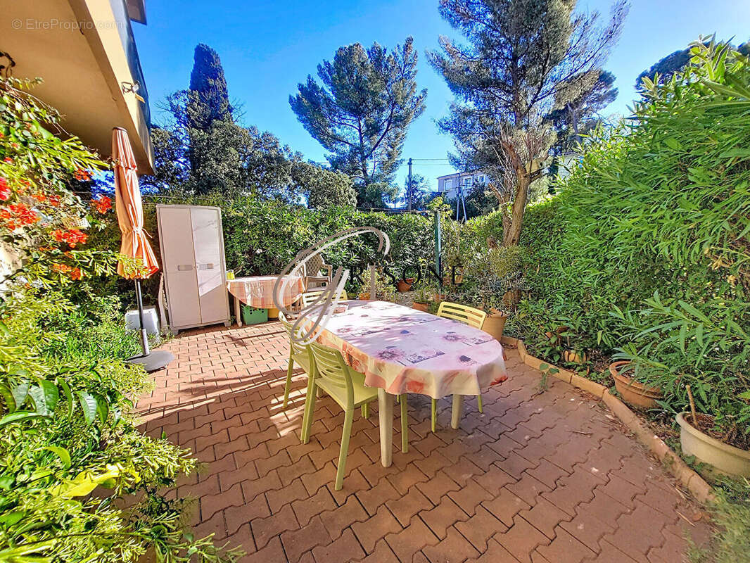 Appartement à SIX-FOURS-LES-PLAGES