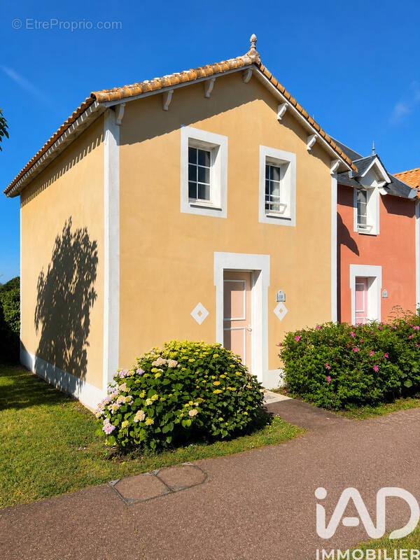 Photo 1 - Maison à TALMONT-SAINT-HILAIRE