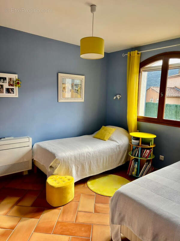 Maison à NANS-LES-PINS