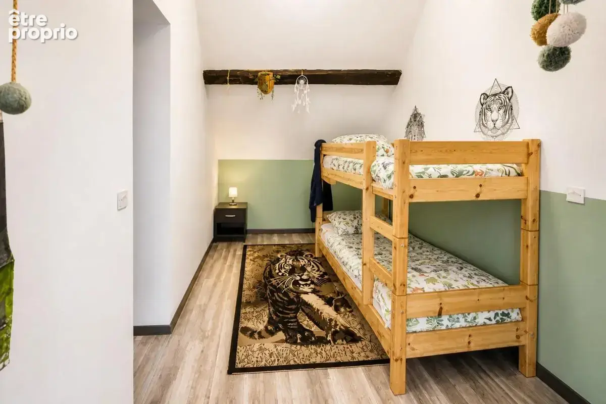 Maison de 6 pièces de 180 m² à Saint-Germain-des-Bois - photo 9