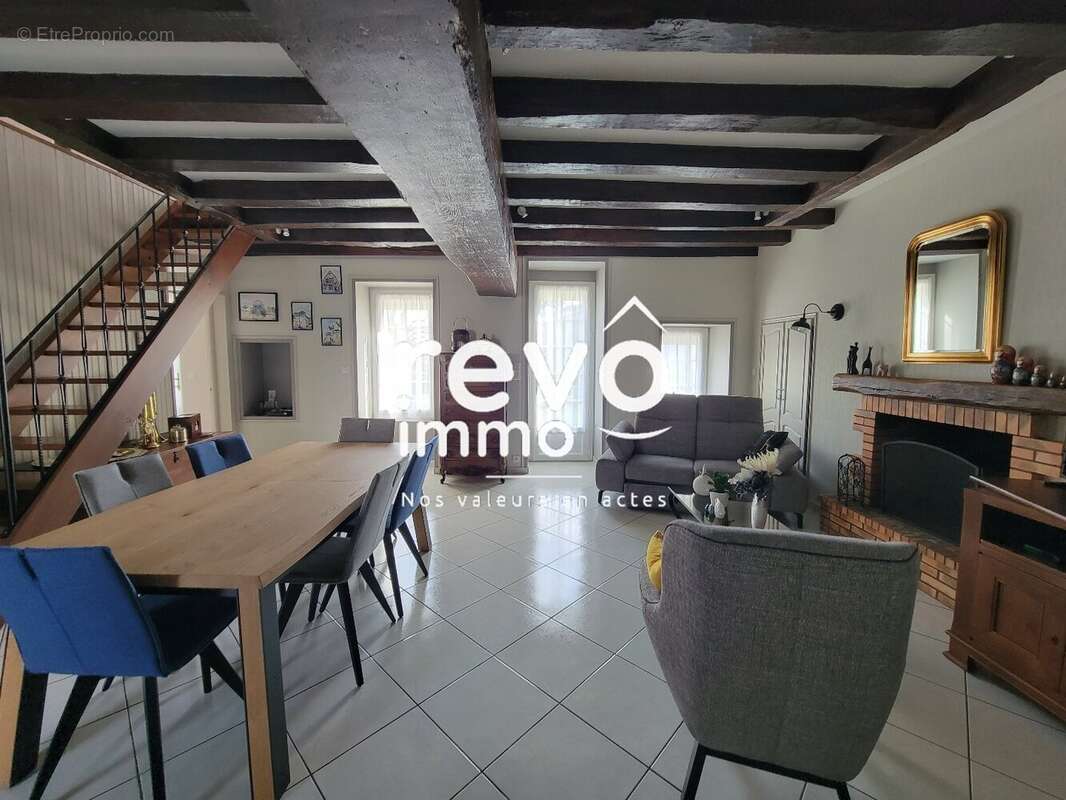 Maison 115 m² à Le Fuilet  - photo 6