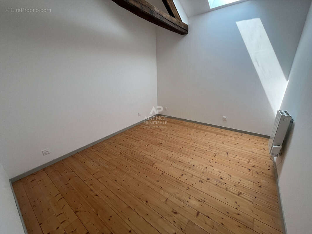 Commerce à PONTOISE