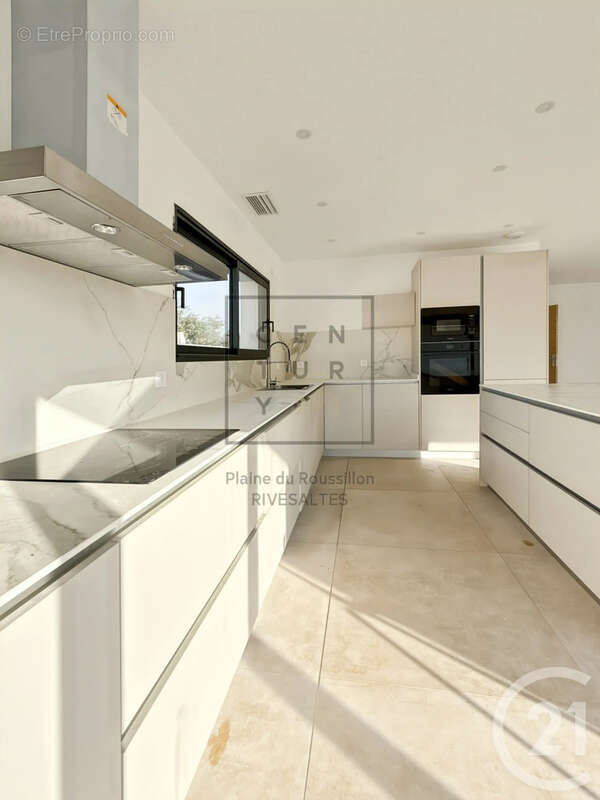 Maison à ESPIRA-DE-L'AGLY