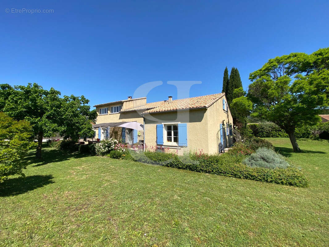 Maison à VAISON-LA-ROMAINE