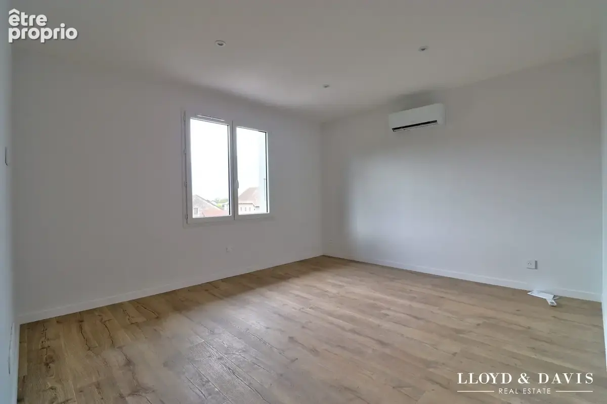 Appartement 69 m² à Aix-Les-Bains  - photo 4