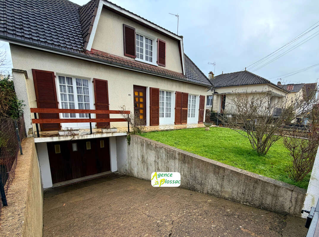 Maison  sur sous-sol - 4 chambres - - photo 6
