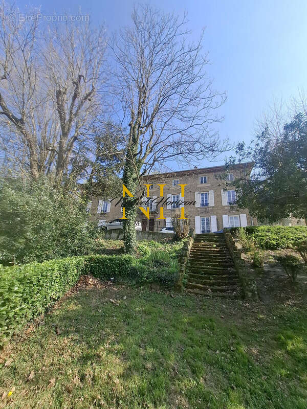 Appartement à RIVE-DE-GIER