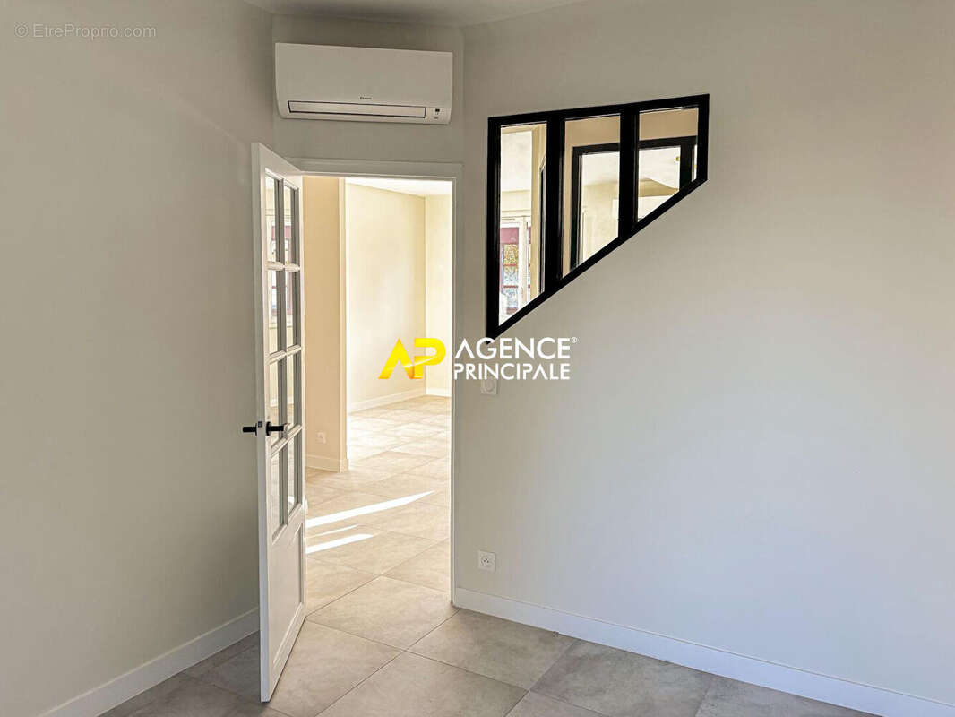 Maison à SARTROUVILLE