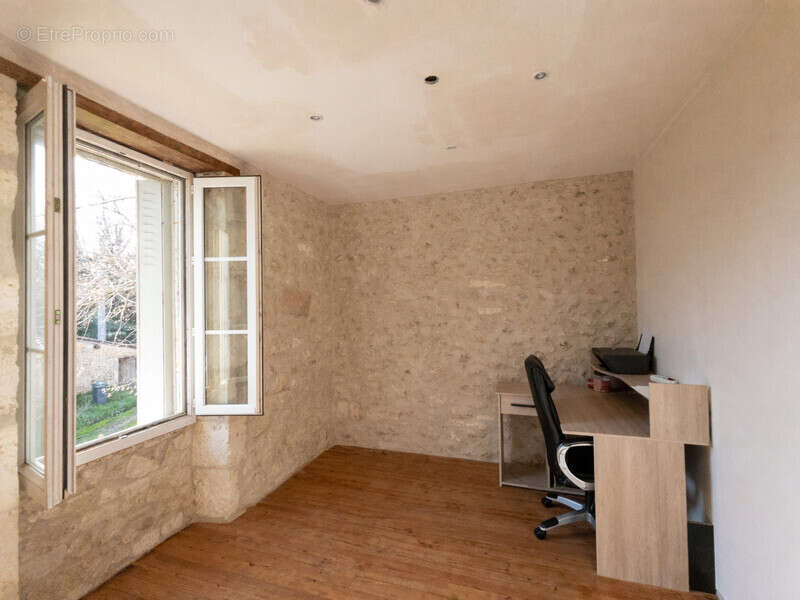 Maison 89 m² à Courgeac  - photo 44