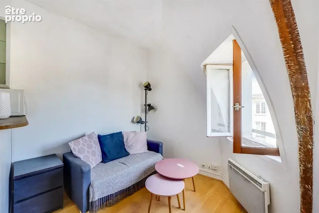 Deux pièces avec vue dégagée au coeur du Marais - photo 3