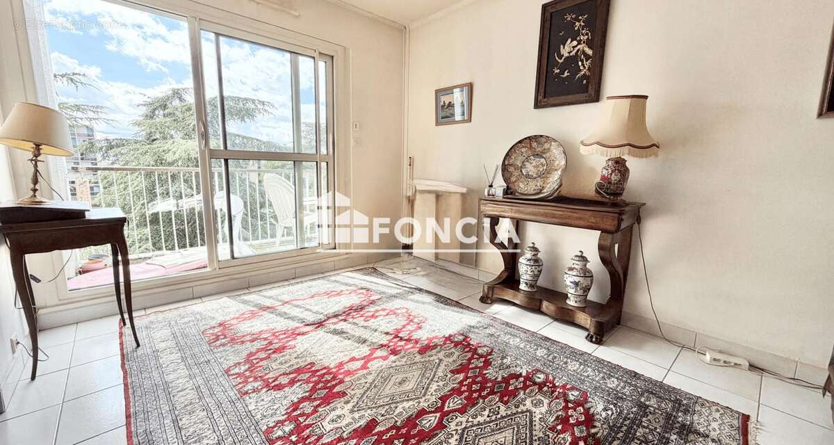 Appartement à PLAISIR