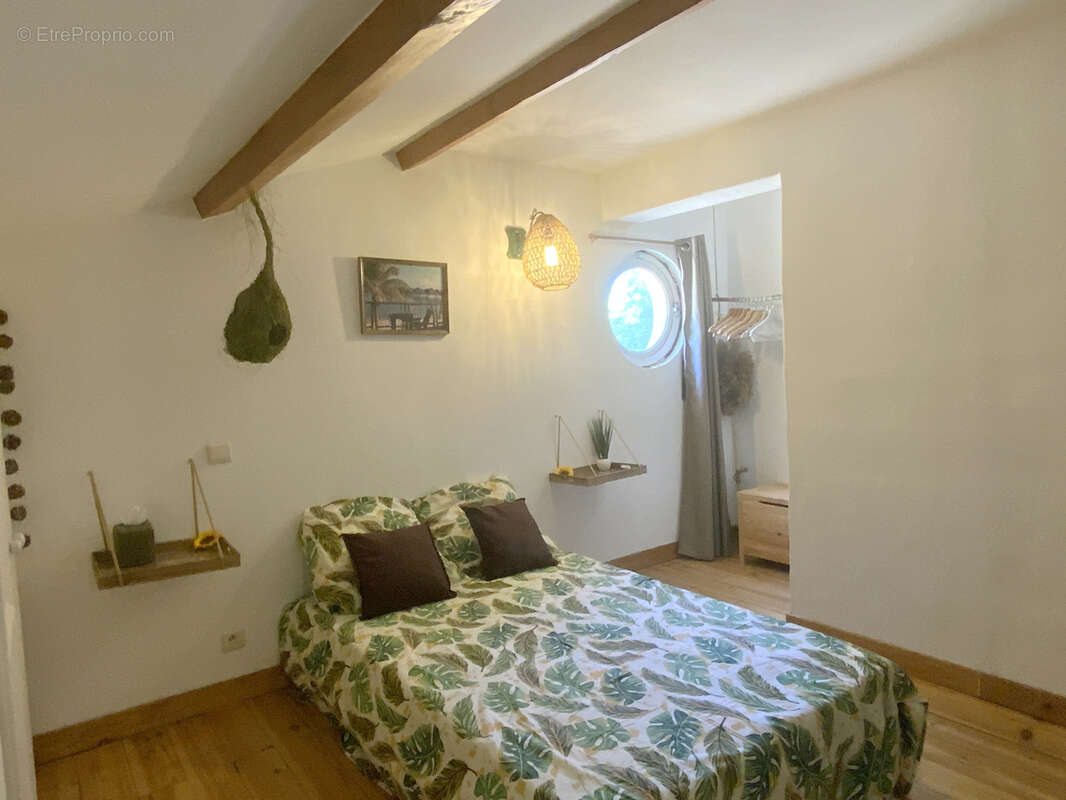 Villa méridionale avec terrain et piscine. - photo 15