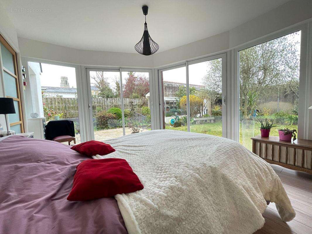 Maison à LA TURBALLE