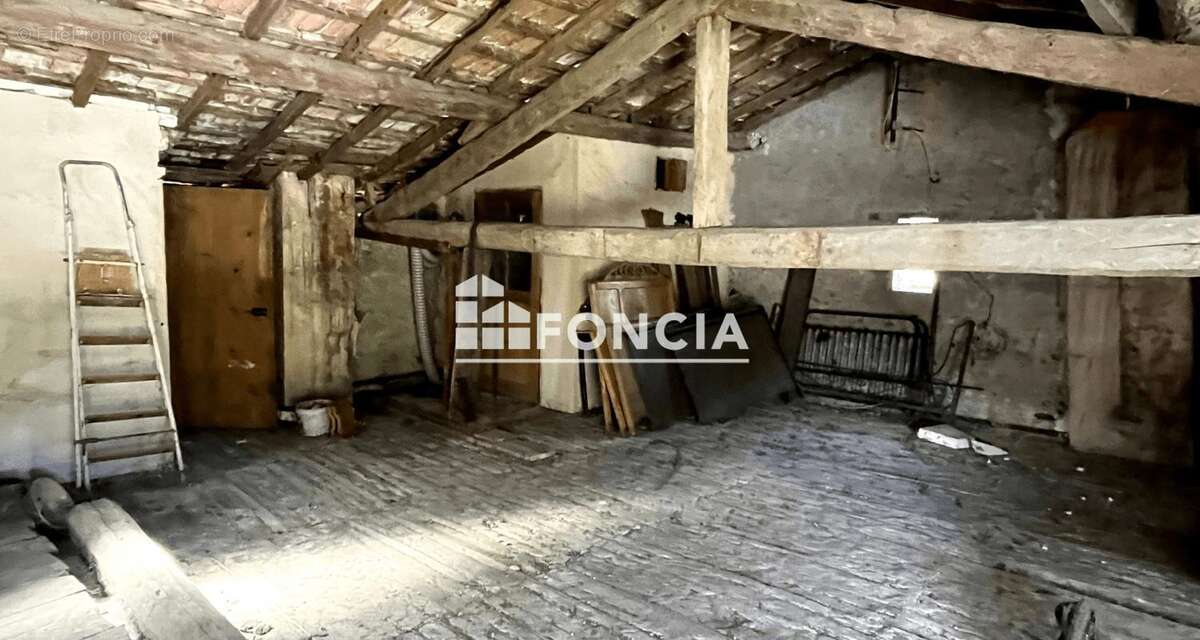 Appartement à LA JAVIE