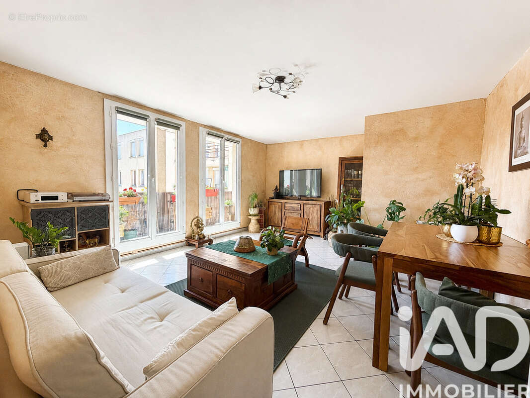 Photo 3 - Appartement à LOGNES