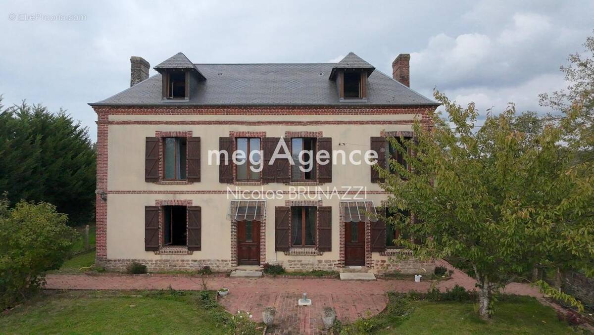 Maison à COULMER