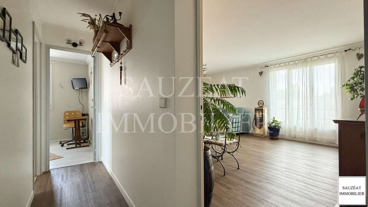 Appartement à BAGNEUX