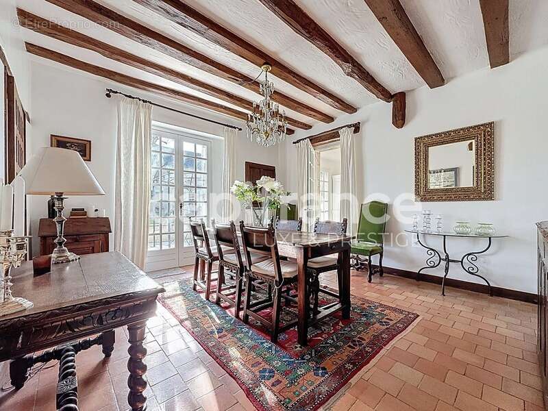 Maison à CHEILLE