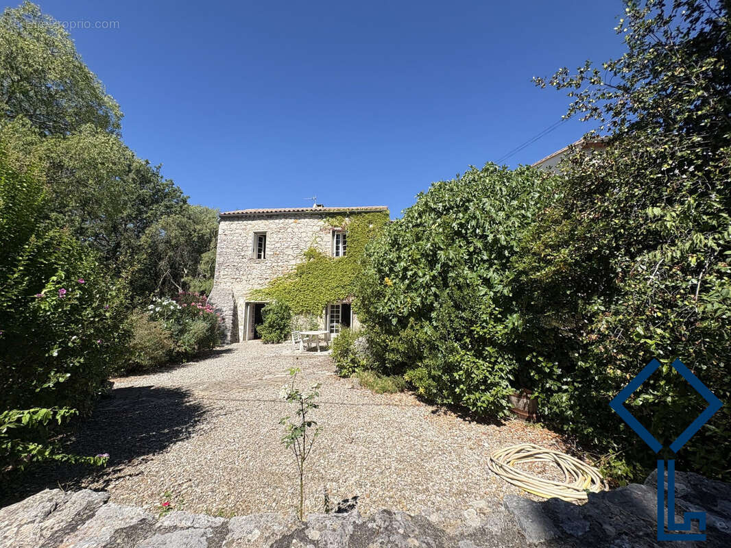 Maison 155 m² à Cazilhac  - photo 2