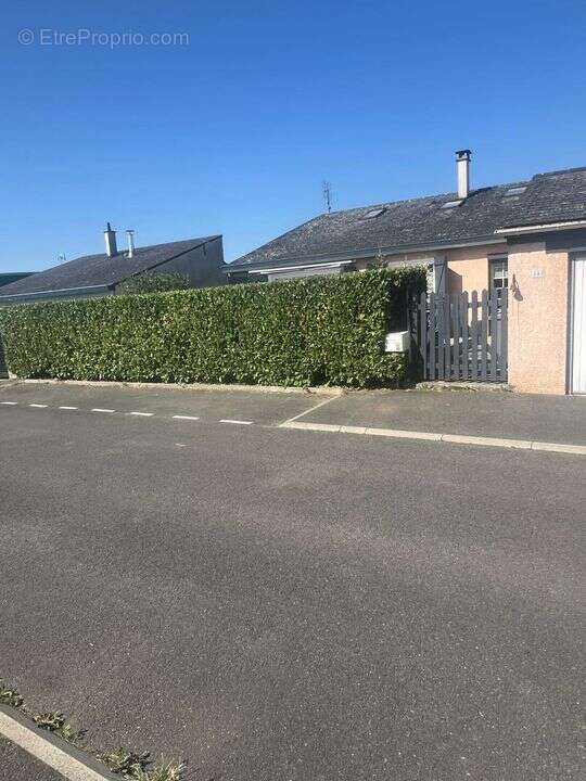 Grande maison familiale F6 avec piscine, jardin et garage - photo 18