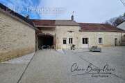 Maison à QUINCEROT