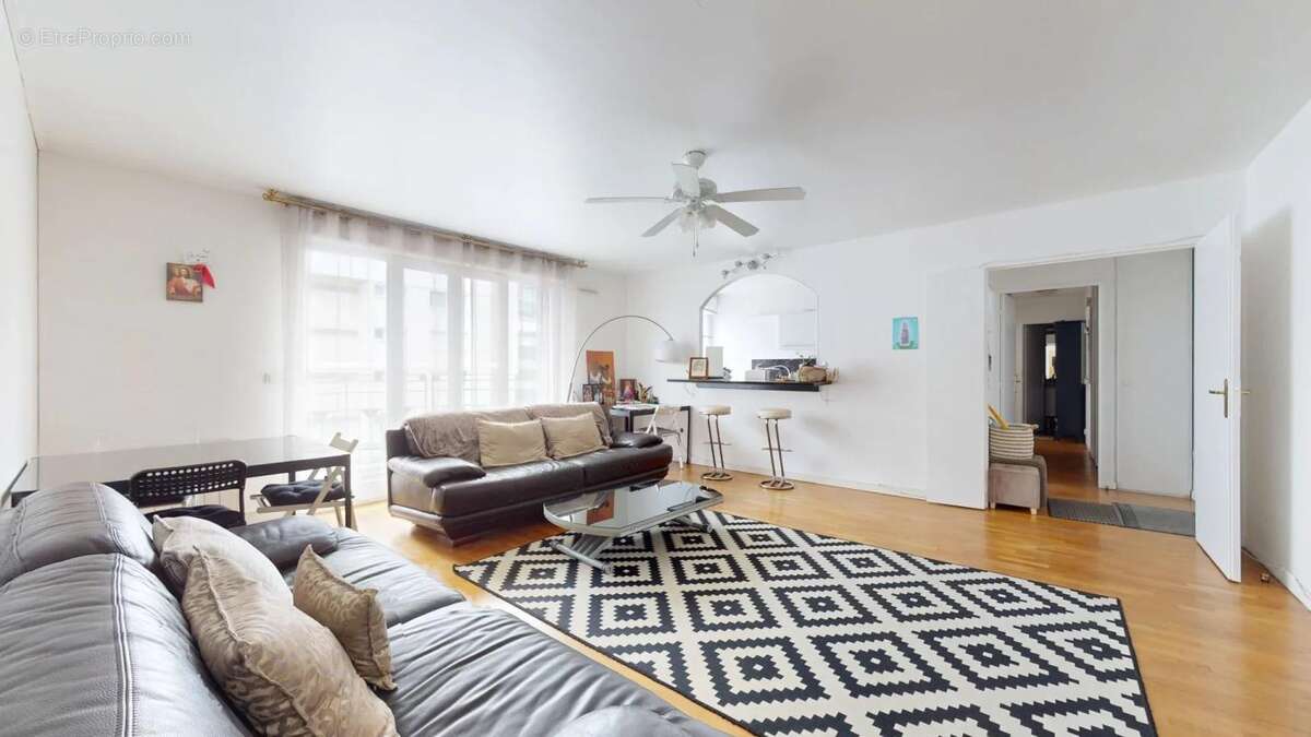 Appartement à MONTIGNY-LE-BRETONNEUX
