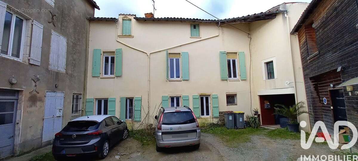 Photo 2 - Appartement à MAUZE-SUR-LE-MIGNON
