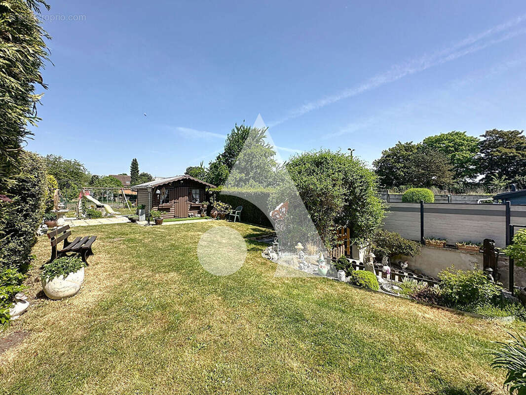 Maison à VIEUX-CONDE