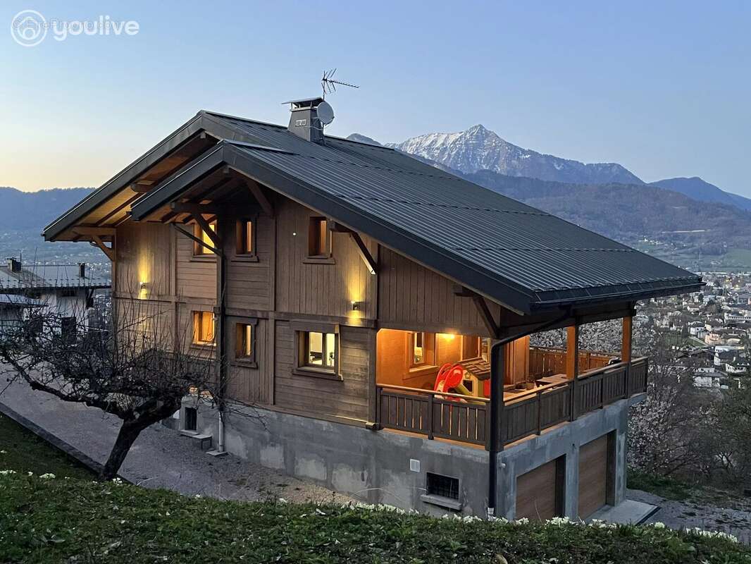 Superbe chalet contemporain de 300m2 - photo 14