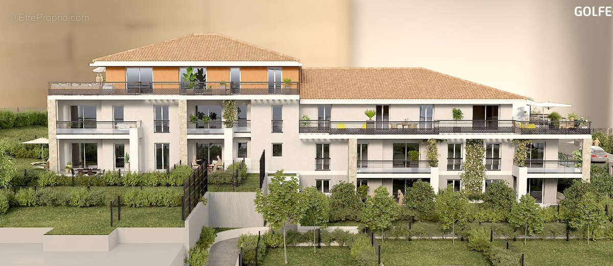 Appartement à VALLAURIS