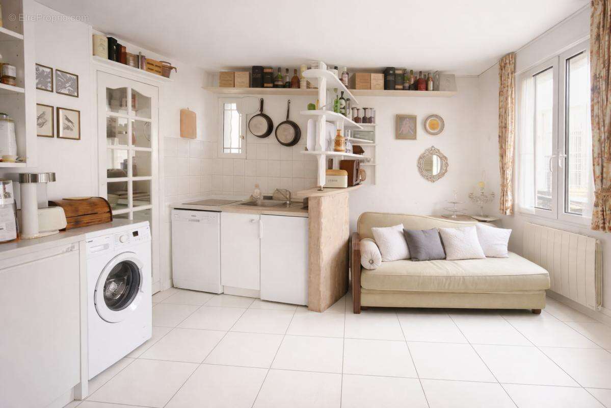 Appartement à PARIS-20E