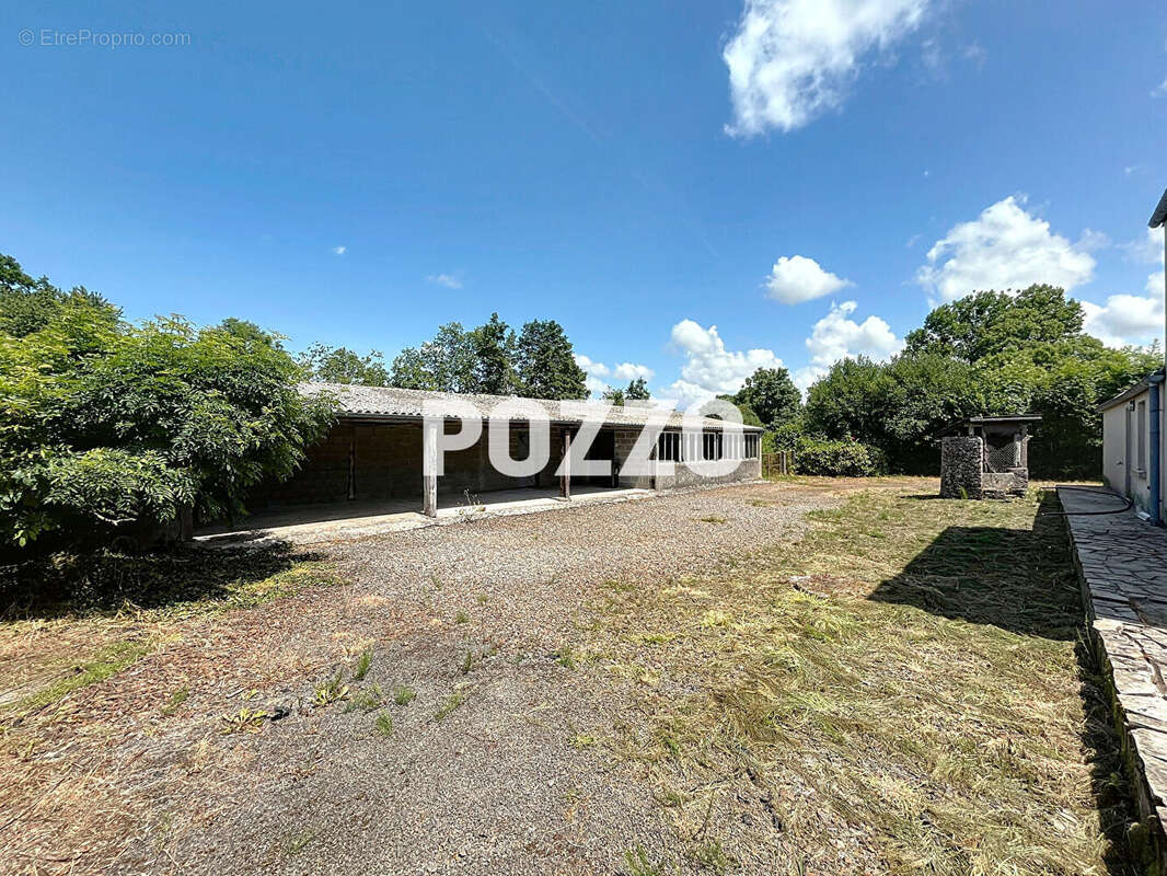 Maison à SAINT-SAUVEUR-LA-POMMERAYE